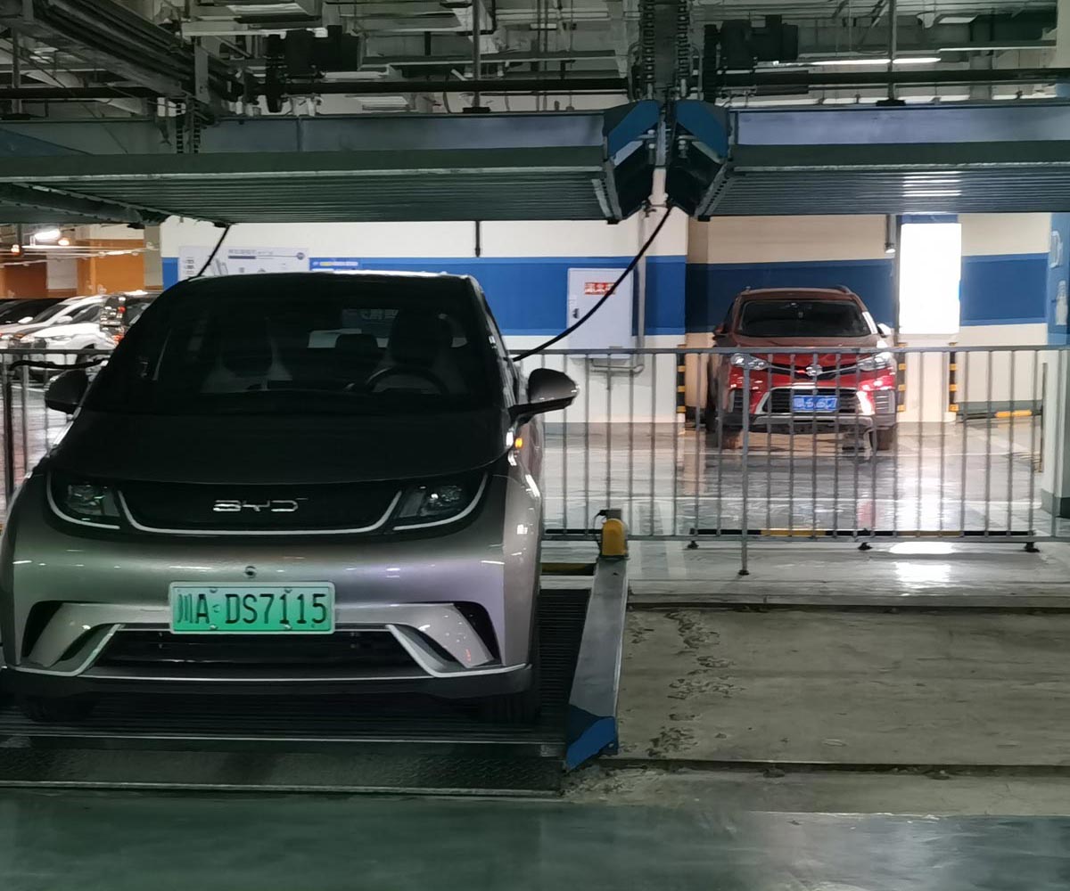 翠屏雙柱簡易式停車設備收購
